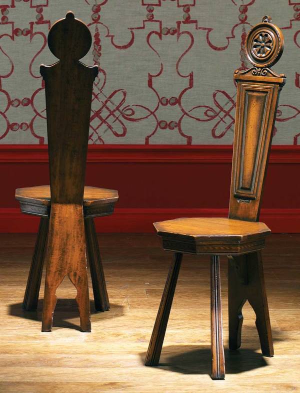 FM-967 15th Century Stozzi Stool