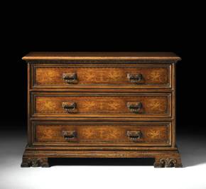 GV-670 Venetian Chest