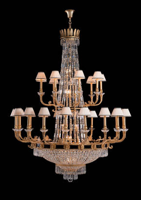 M-20104 Chandelier w/ Scholer Crystal