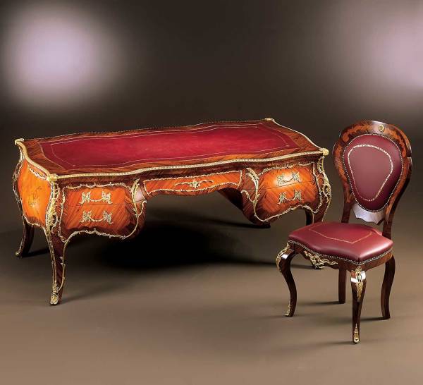 BN-1983 Louis XV Desk