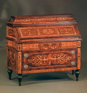 PL-134 Maggiolini Desk