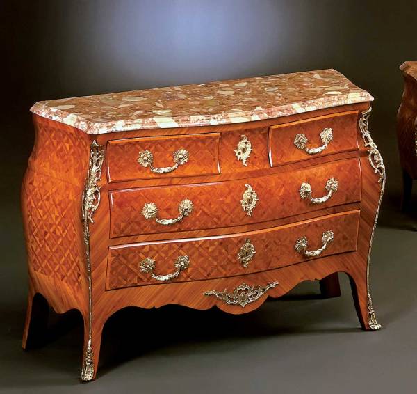 PL-35 Bombay Chest