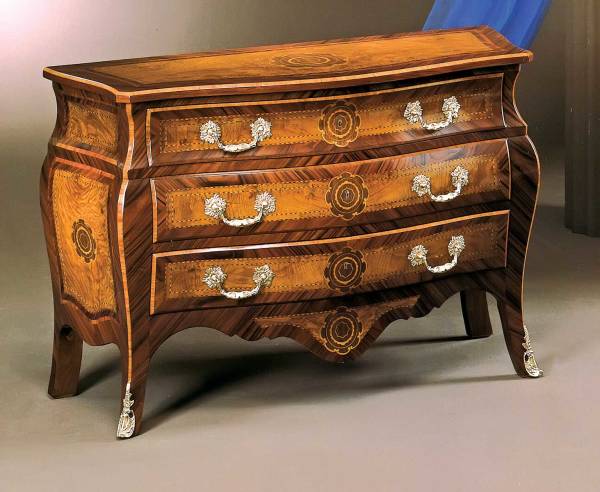 PL-60 Bombay Chest