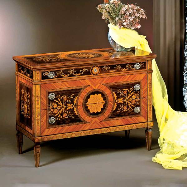 PL-66 Maggiolini Chest