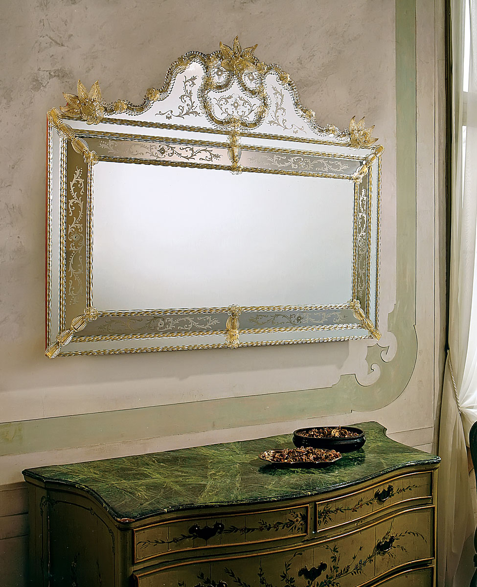 Venetian Mirror With Eclectic Decor