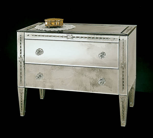 AV-1080 Venetian Night Stand