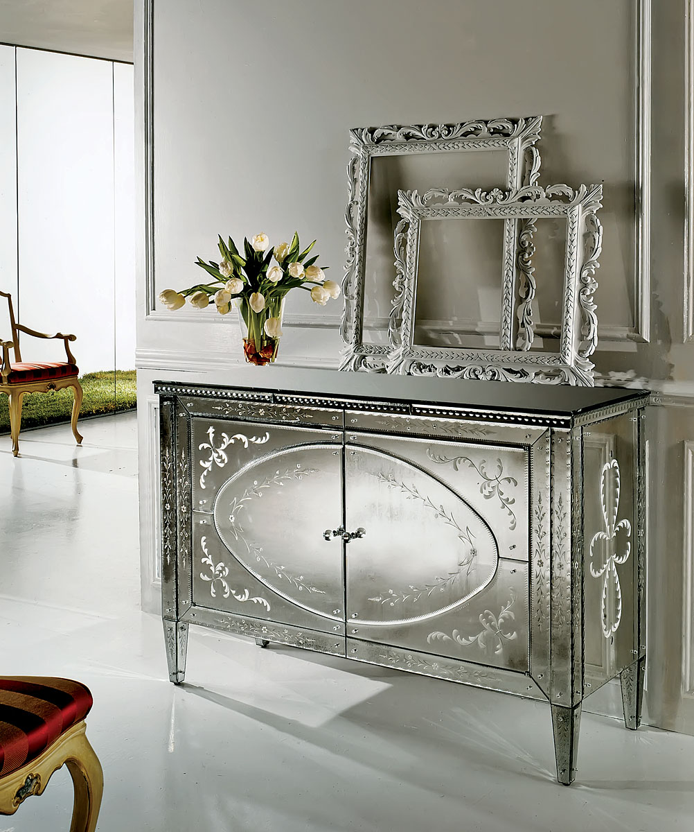 Credenza with mirror deals