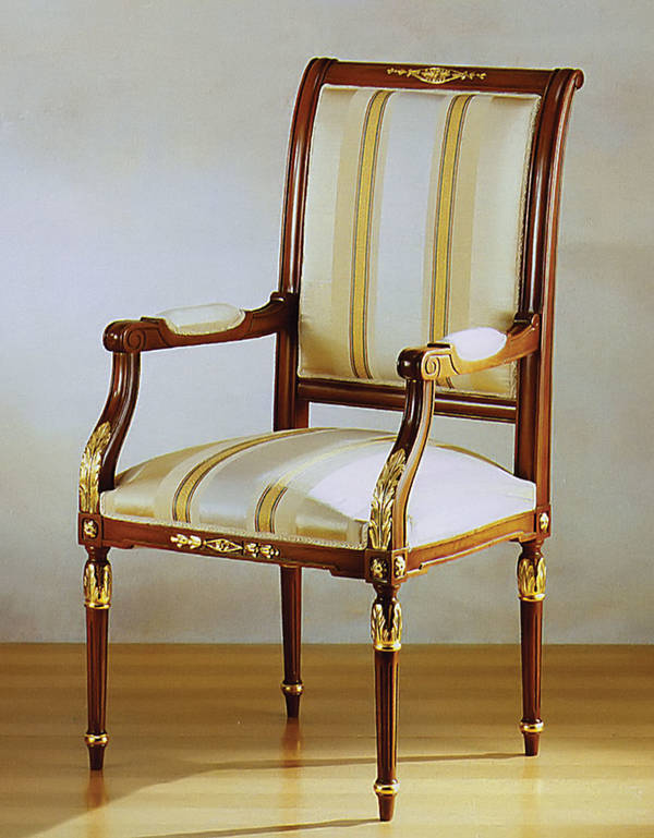 AC-716-P Armchair