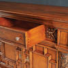 GV-866 Sideboard