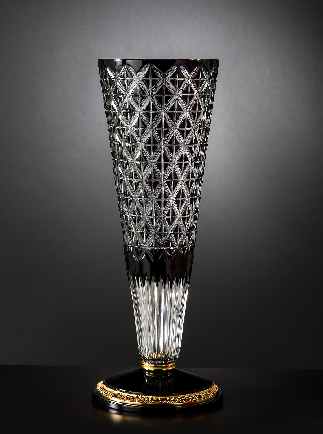 MA149 Black Crystal Vase David Michael Furniture