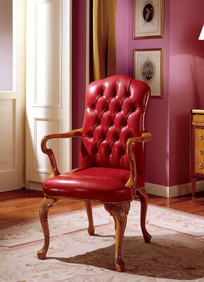 OR-144 Queen Ann Armchair