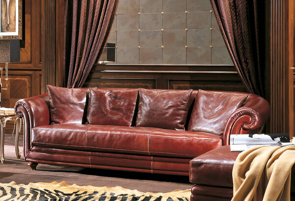 OR-245-3S Traditional Leather Sofa