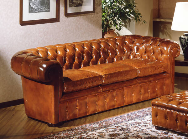 OR-238-3S English Chesterfield Leather Sofa
