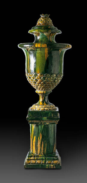 CEC-631-SM Tall Terracotta Urns