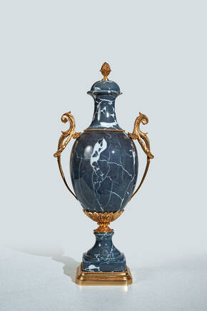 MG-2 Porcelain Urn