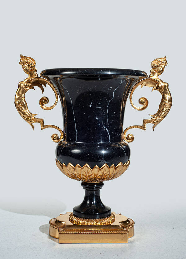 UB-827 Marble Ufficci Vase