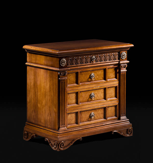 GV-688 17th Century Night stand