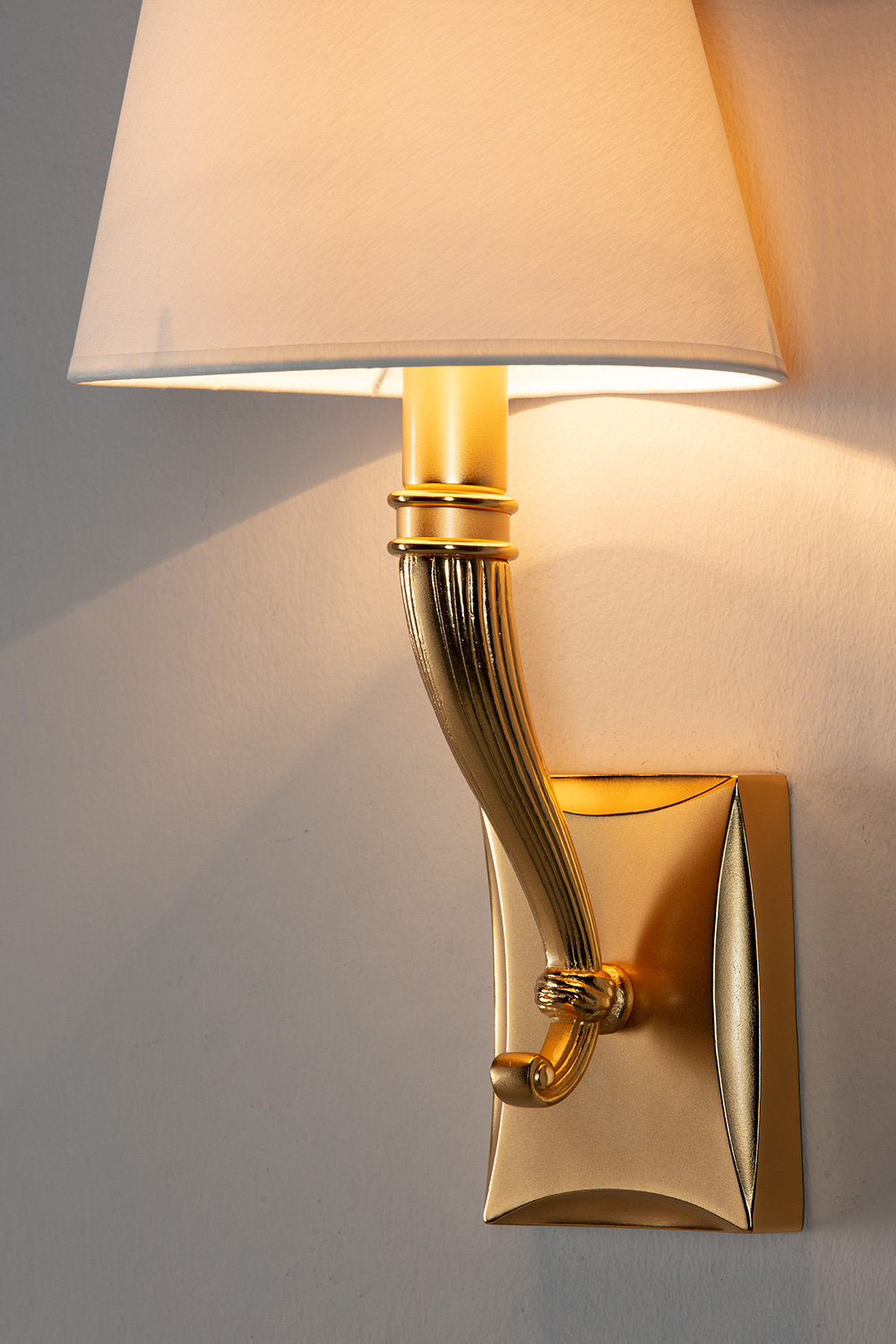M-20304 Wall Sconce - Image 1