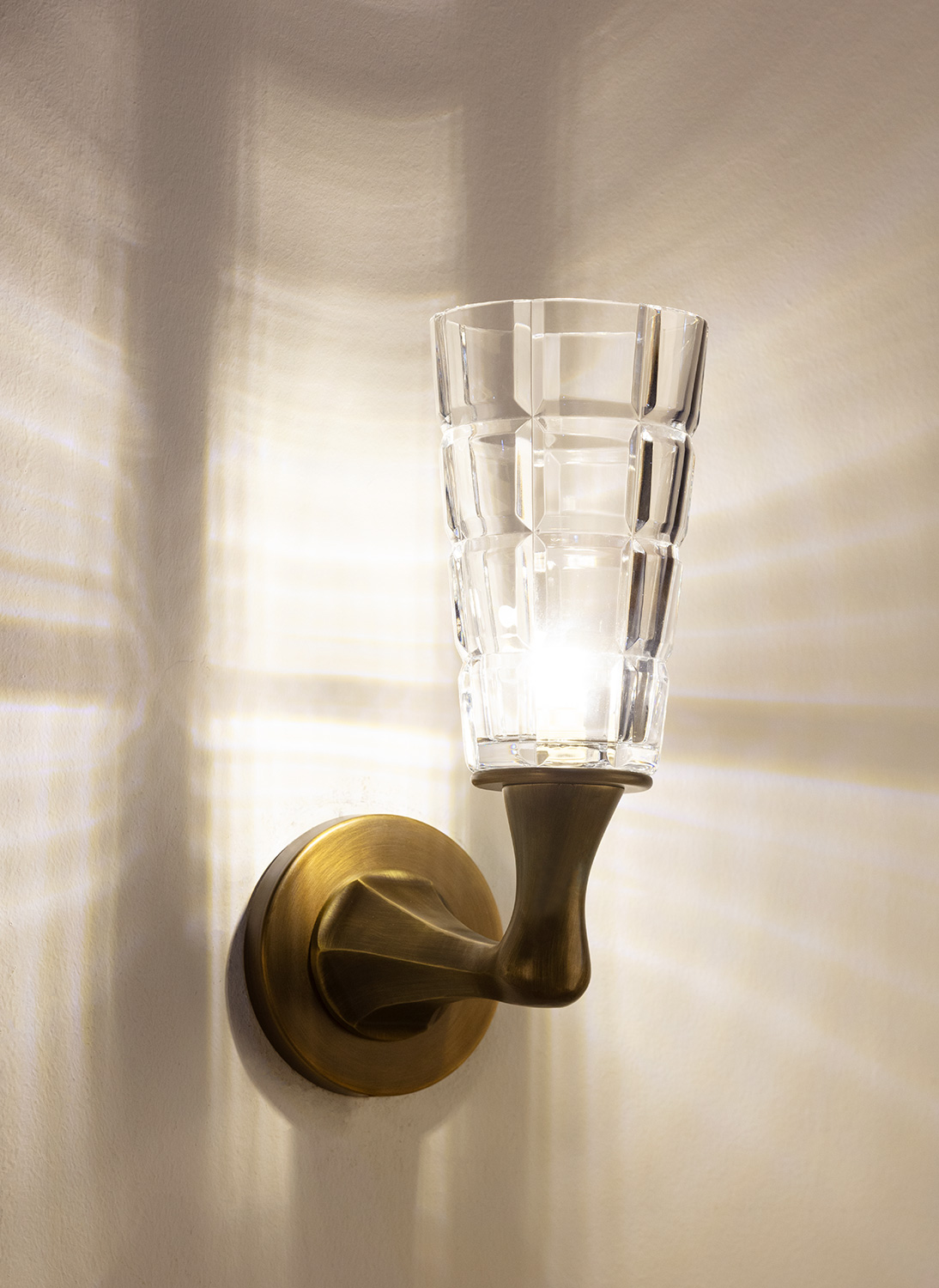 M-20350 Sconce - Image 1