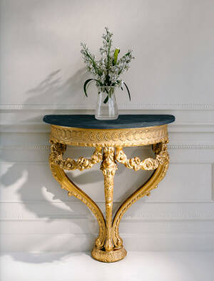CAP-294 Console w / Black Marble