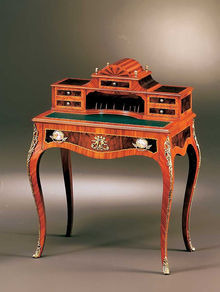 BN-307N Louis XVI Lady