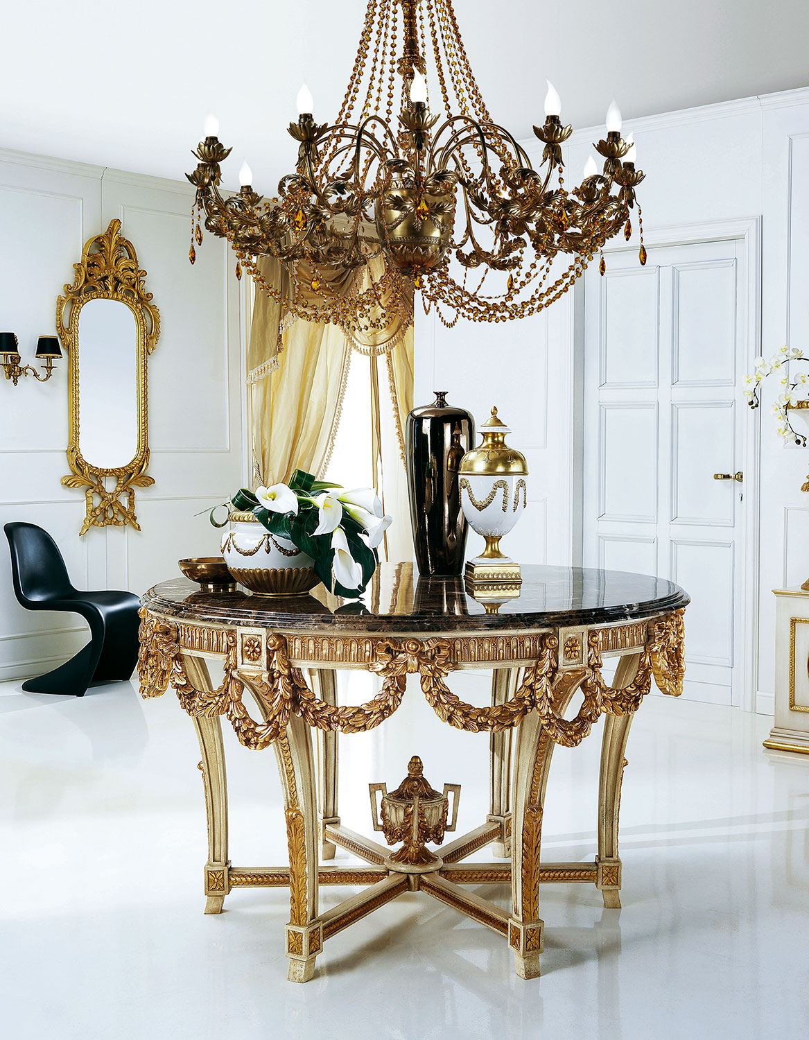 CAP-386 Foyer Table - Image 1