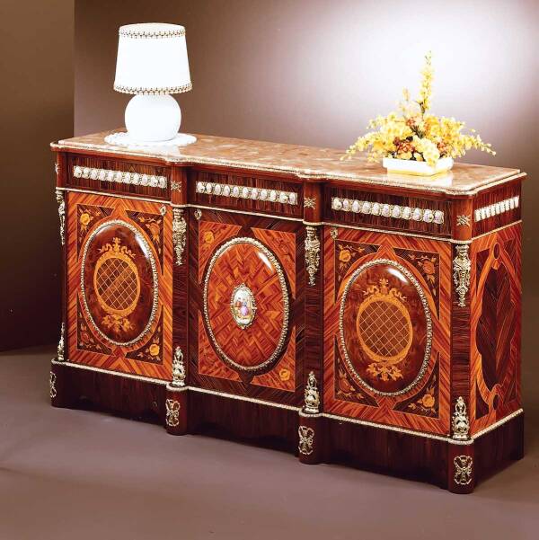 BN-400 Sideboard
