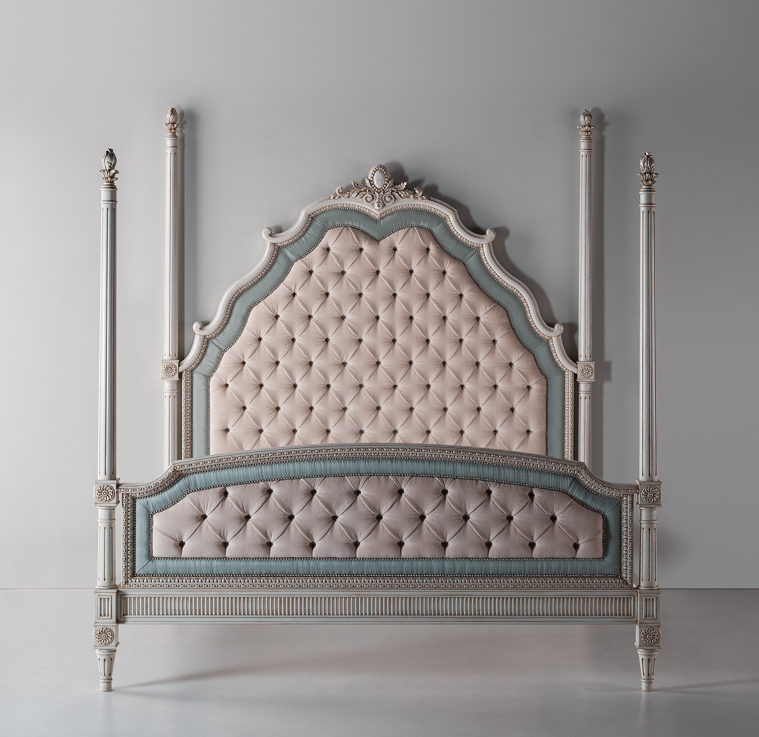 GV-683-W King Size Poster Bed ( White Finish ) - Image 1