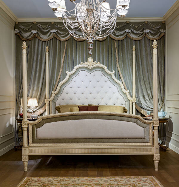 GV-683-W King Size Poster Bed ( White Finish )