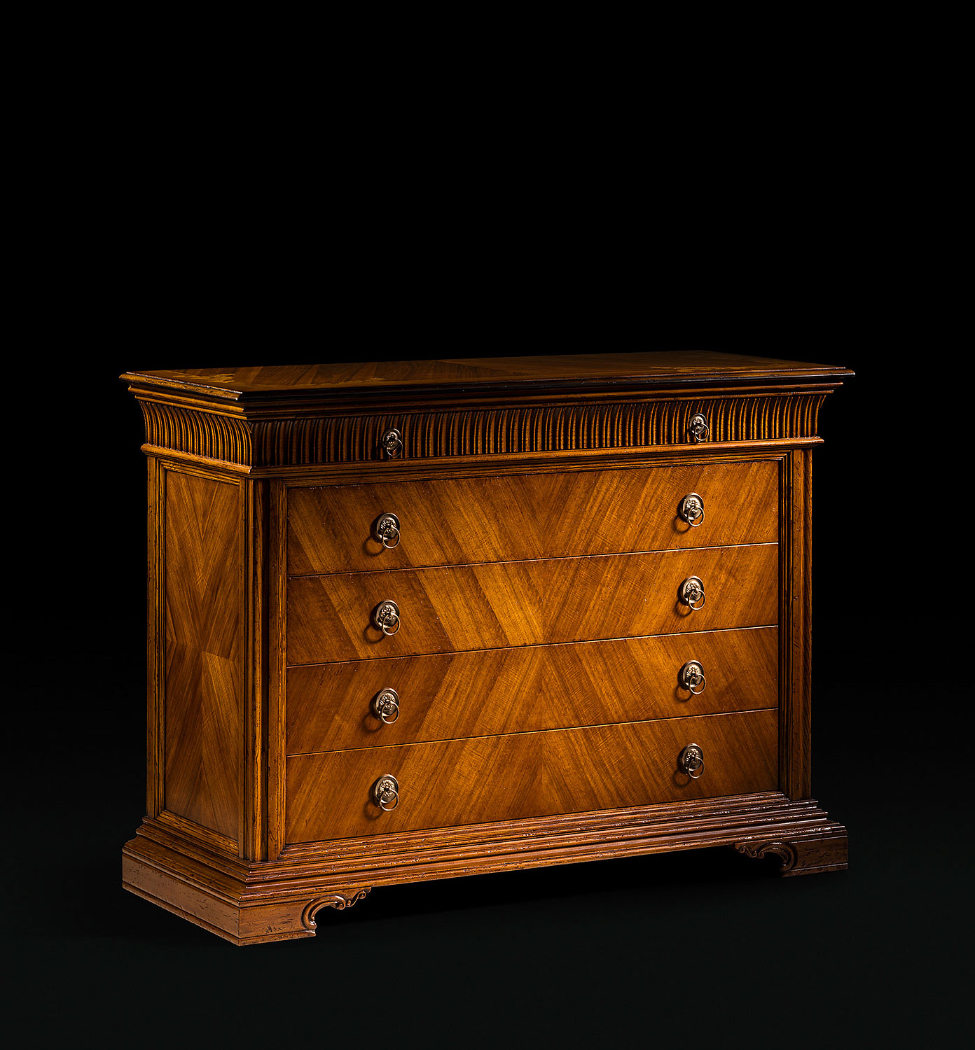 GV-690 Chest - Image 1