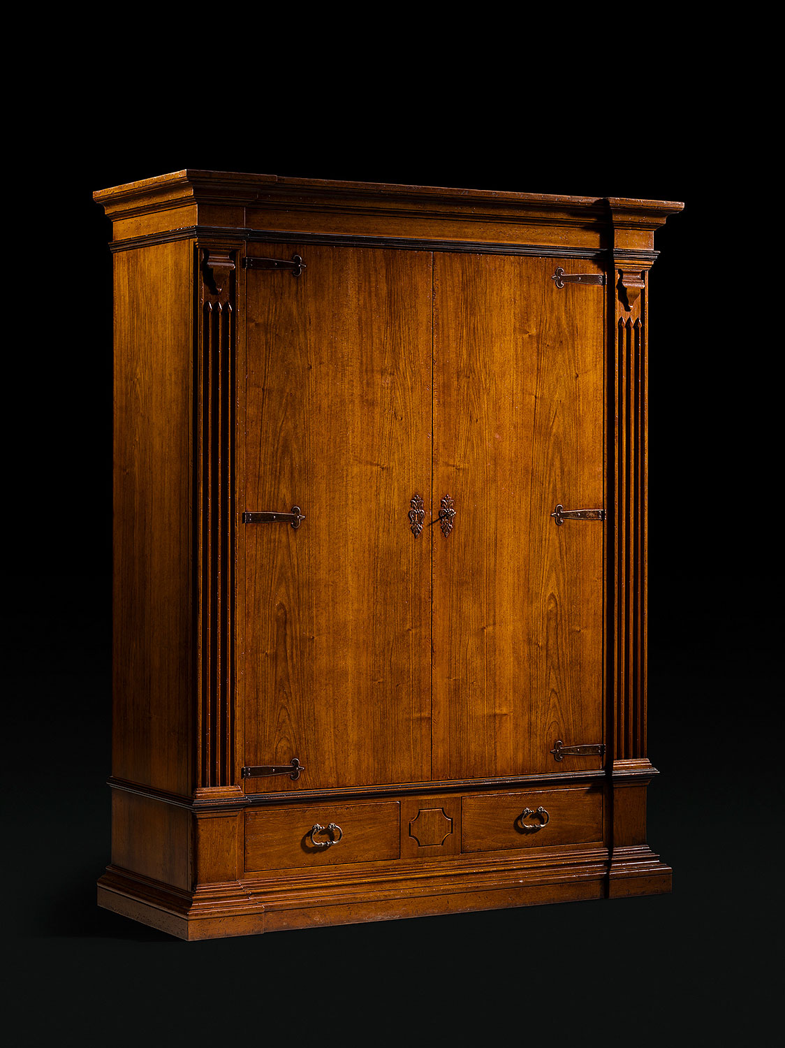 GV-693 Wardrobe - Image 1