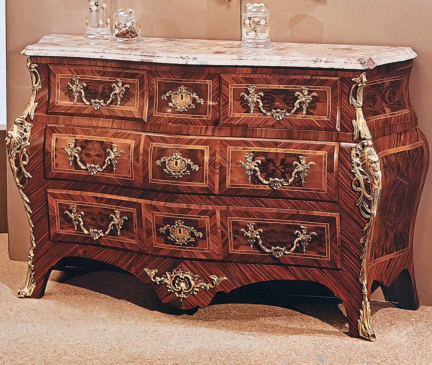 BN-101R Bombay Chest - Image 1
