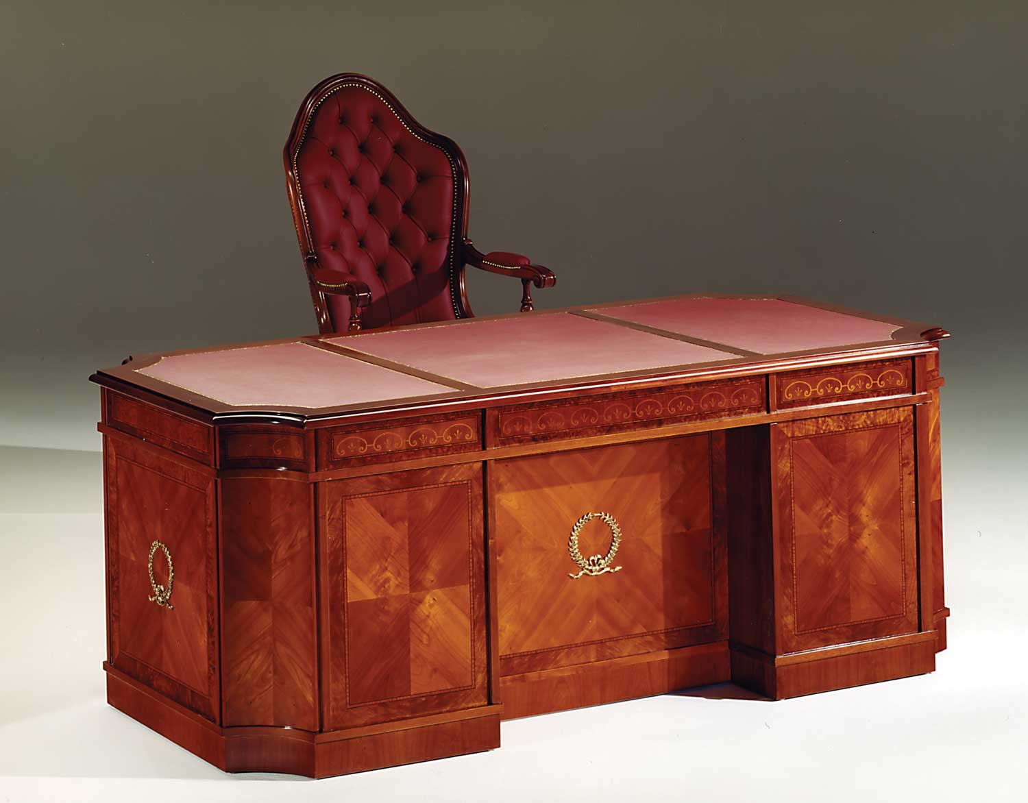 DM-A565 Executive Desk - Image 1