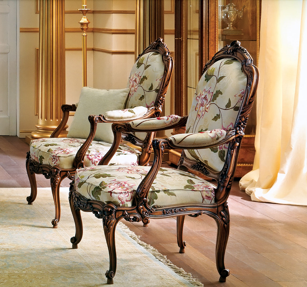 GL-1344-P Arm Chair - Image 1