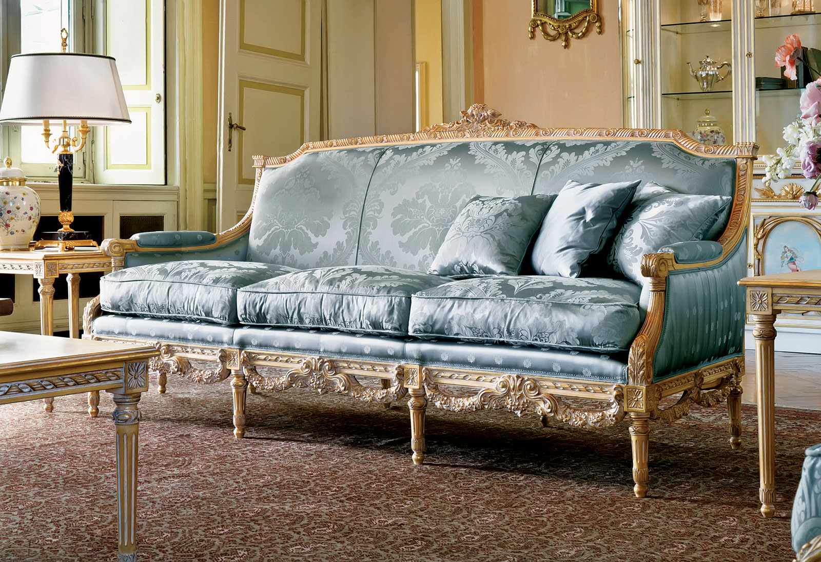 GL-1747-D-2 Love Seat - Image 1
