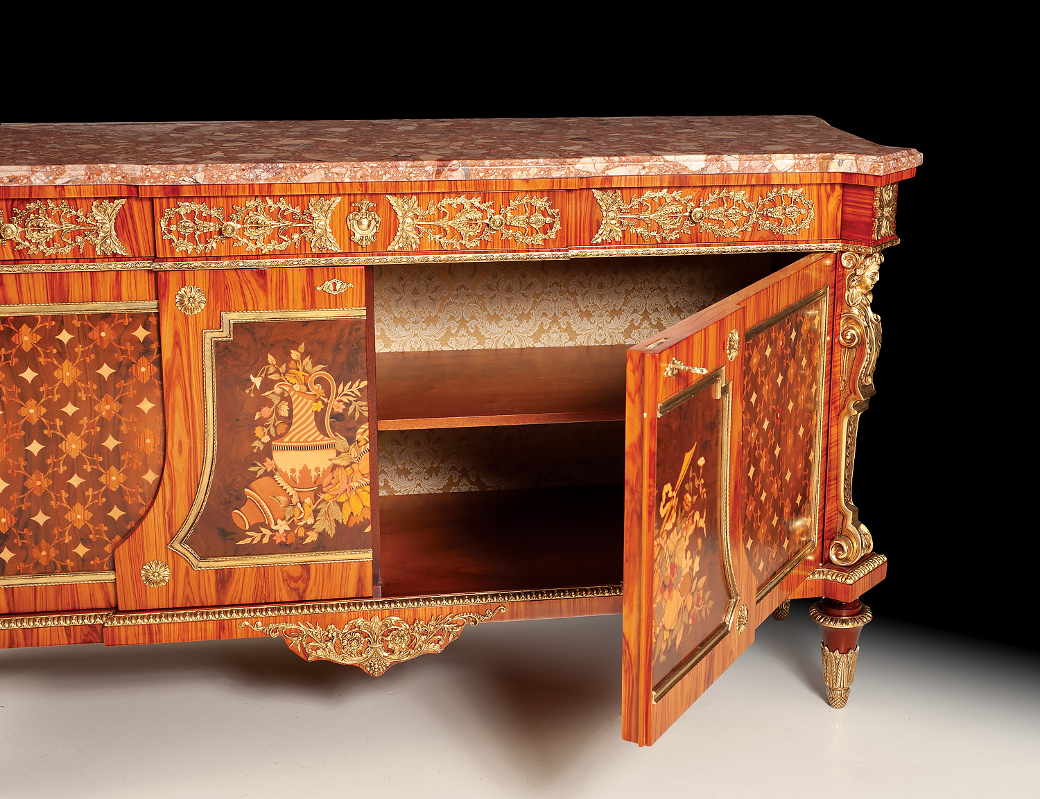 BN-2020-192 Sideboard - Image 4