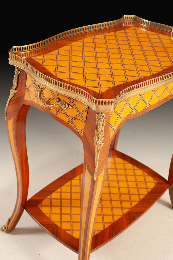 BN-326D Small Accent Table
