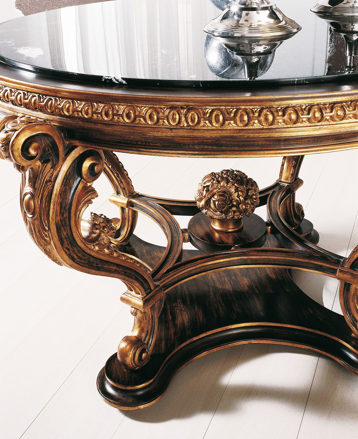 CAP-365 Foyer Table - Image 2