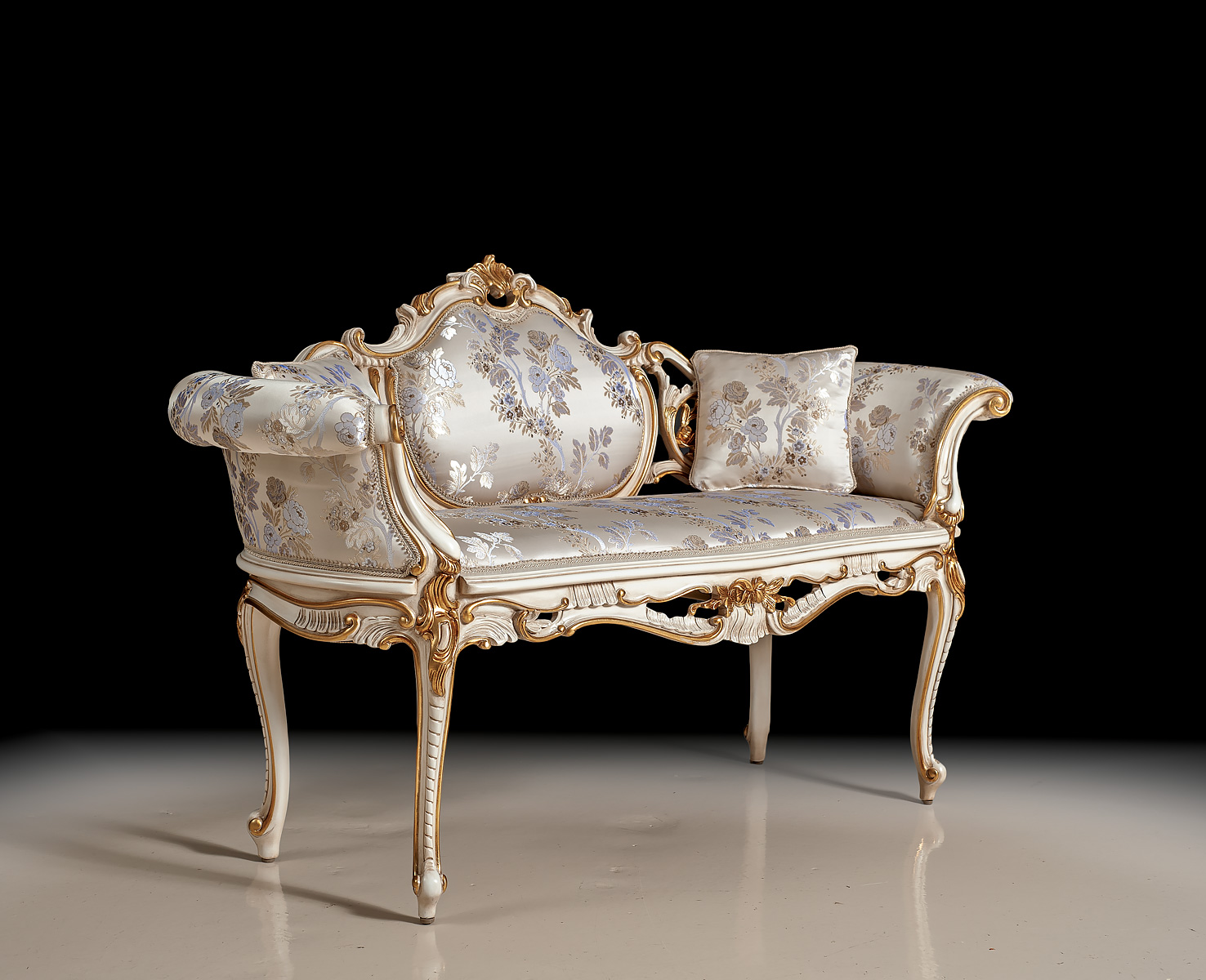 GL-1832-W Bench - Image 1