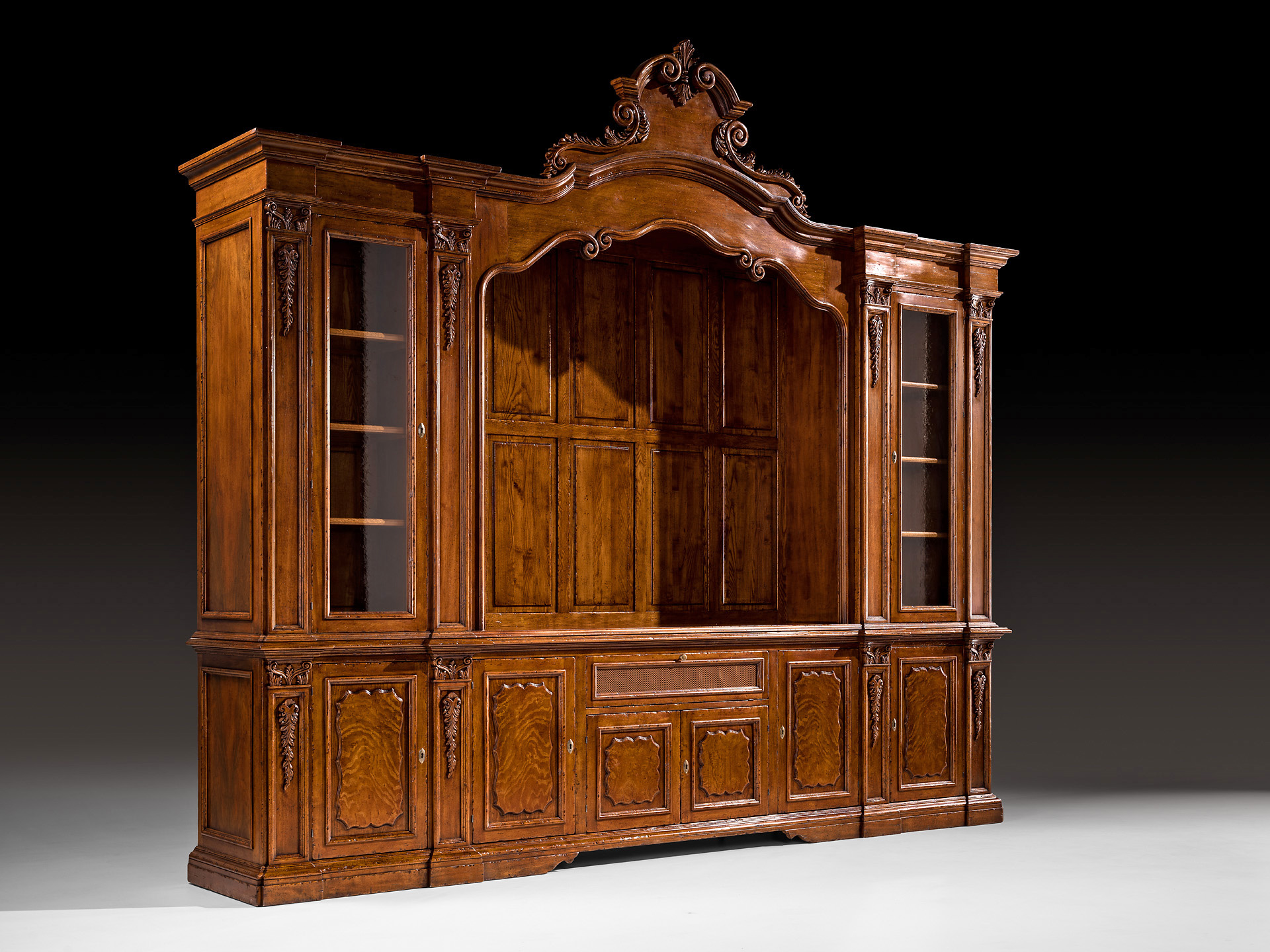 GV-4083 Entertainment Cabinet - Image 2