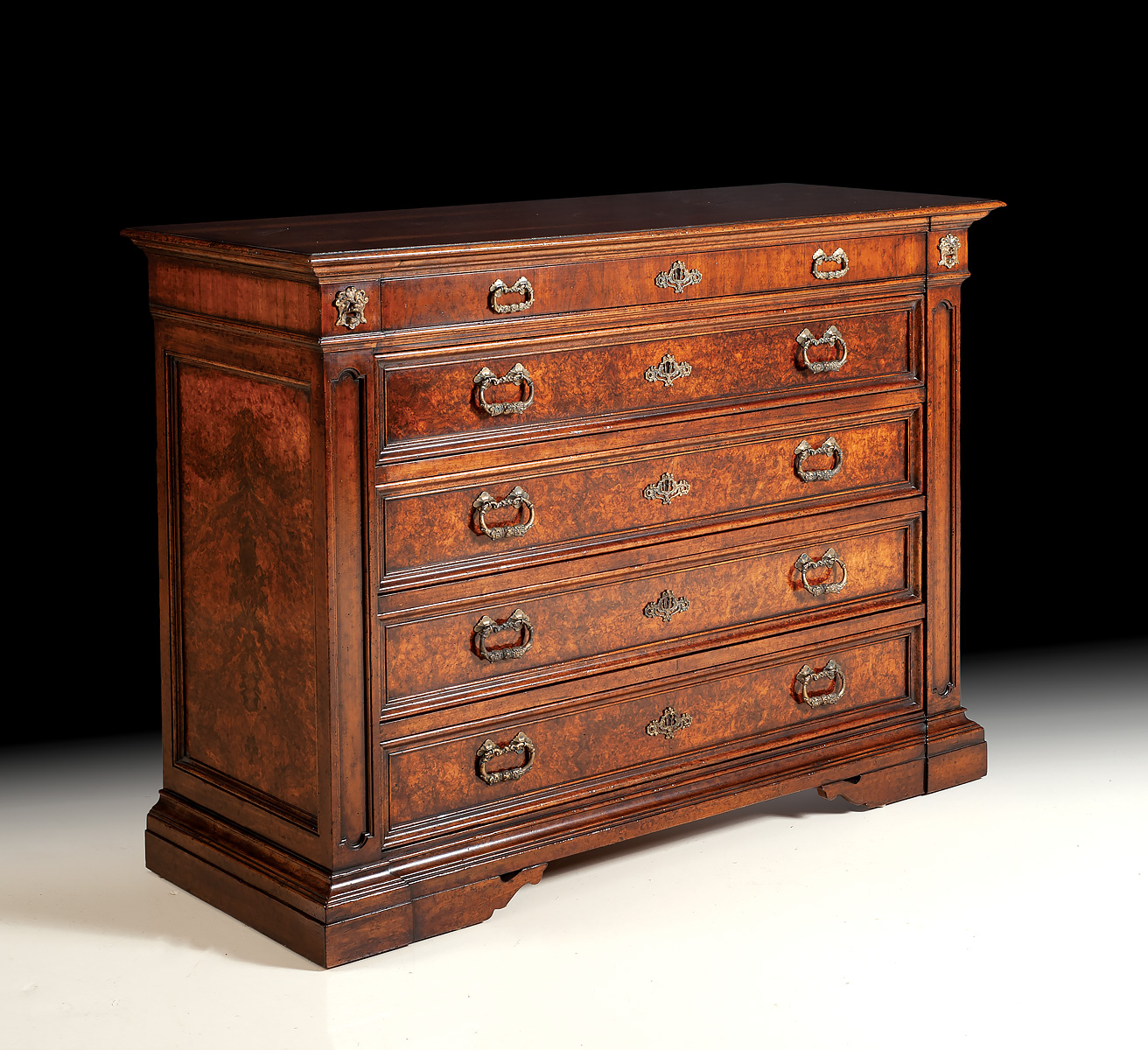 GV-674 Chest - Image 3