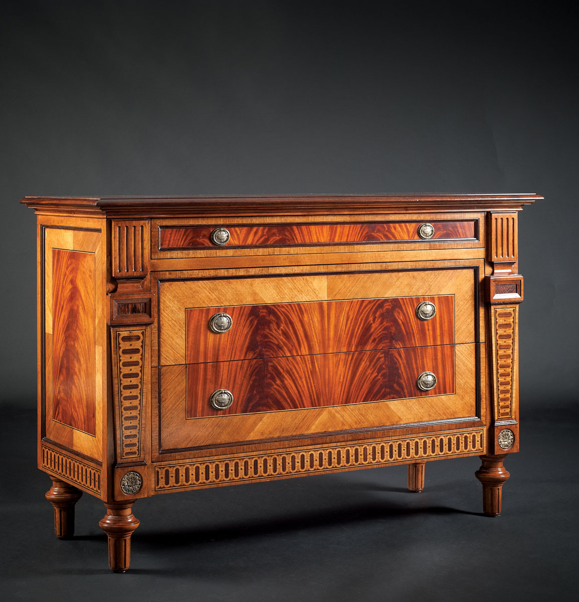 GV-680 Chest - Image 1