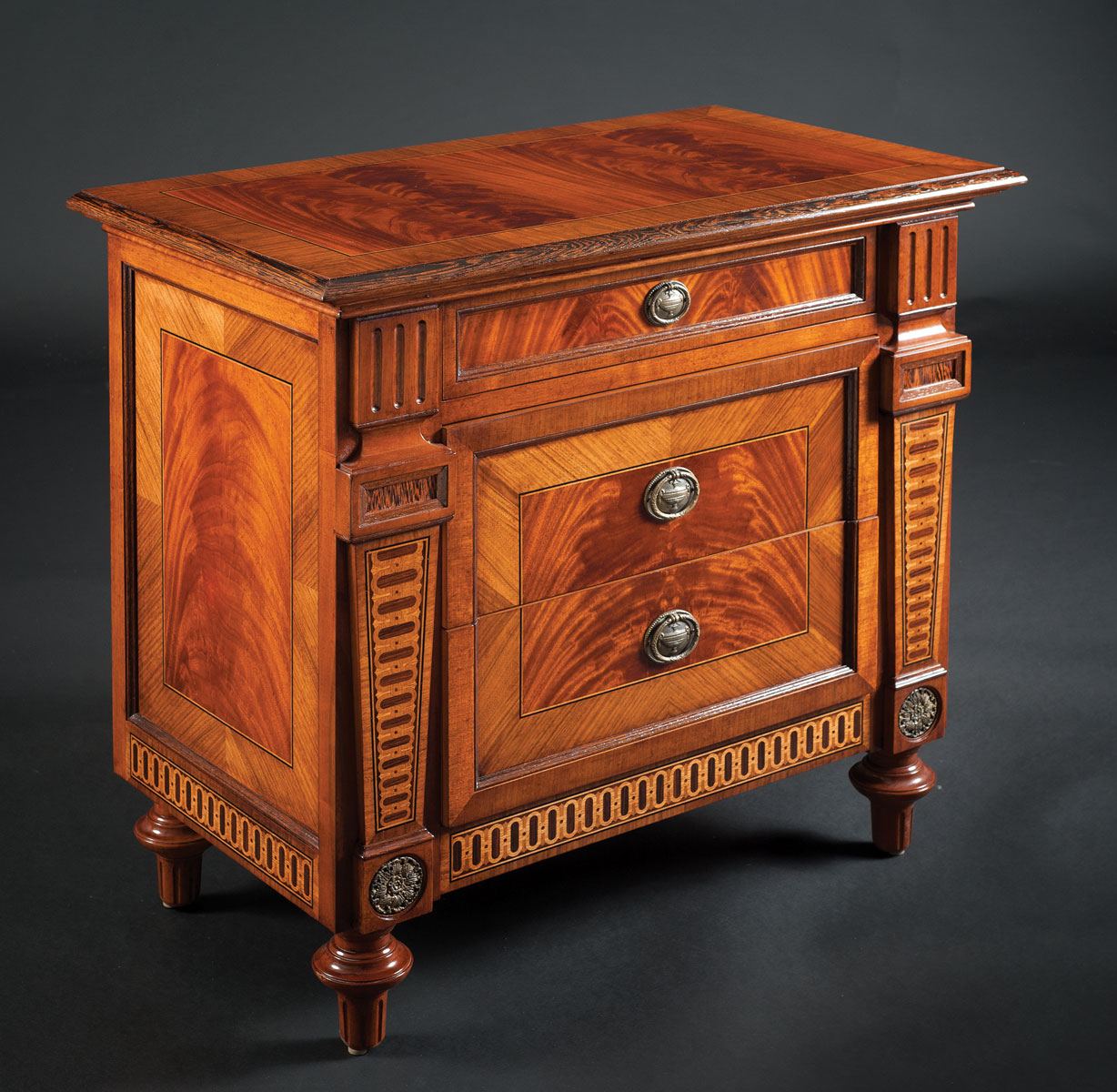 GV-681 Nighstand - Image 1