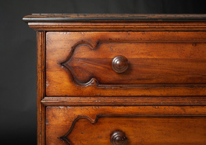 GV-685 Chest - Image 4