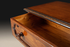 GV-685 Chest - Image 2