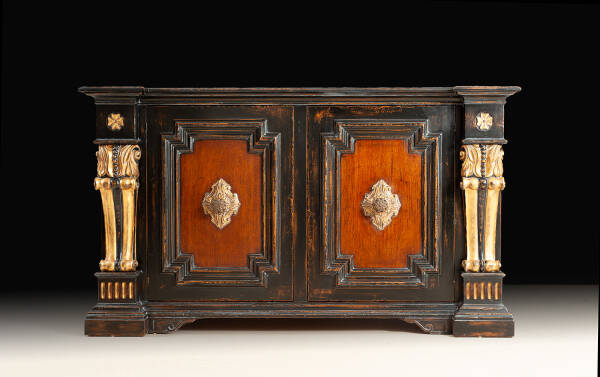 GV-834-EG Sideboard - Ebony & Gold