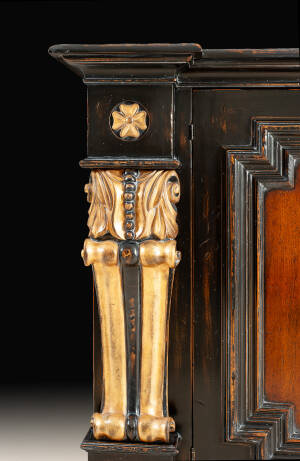 GV-834-EG Sideboard - Ebony & Gold - Image 4