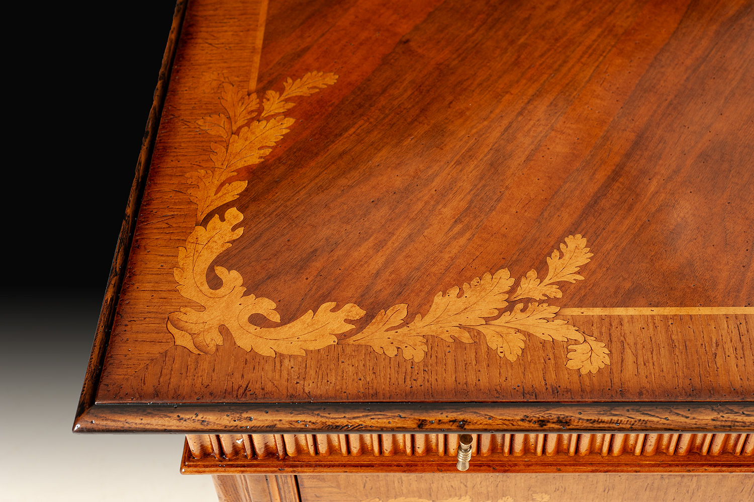 GV-871 Sideboard with Marquetry Inlays - Image 4