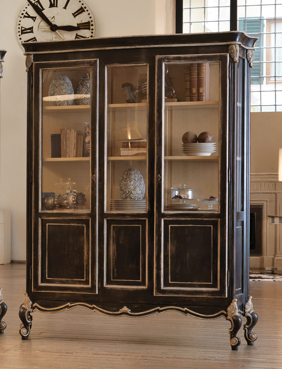 GR-1255 French China Cabinet - Image 1