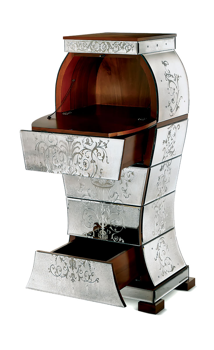 AV-2160 Venetian Chest of Drawers - Image 2